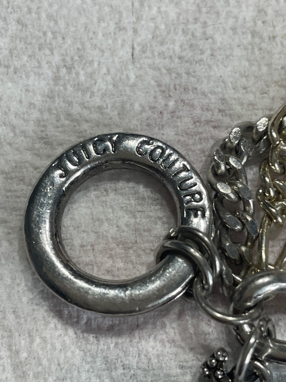 Juicy Couture Rare Bracelet with 'BUY MORE STUFF' Lock Charm - Picture 6 of 7